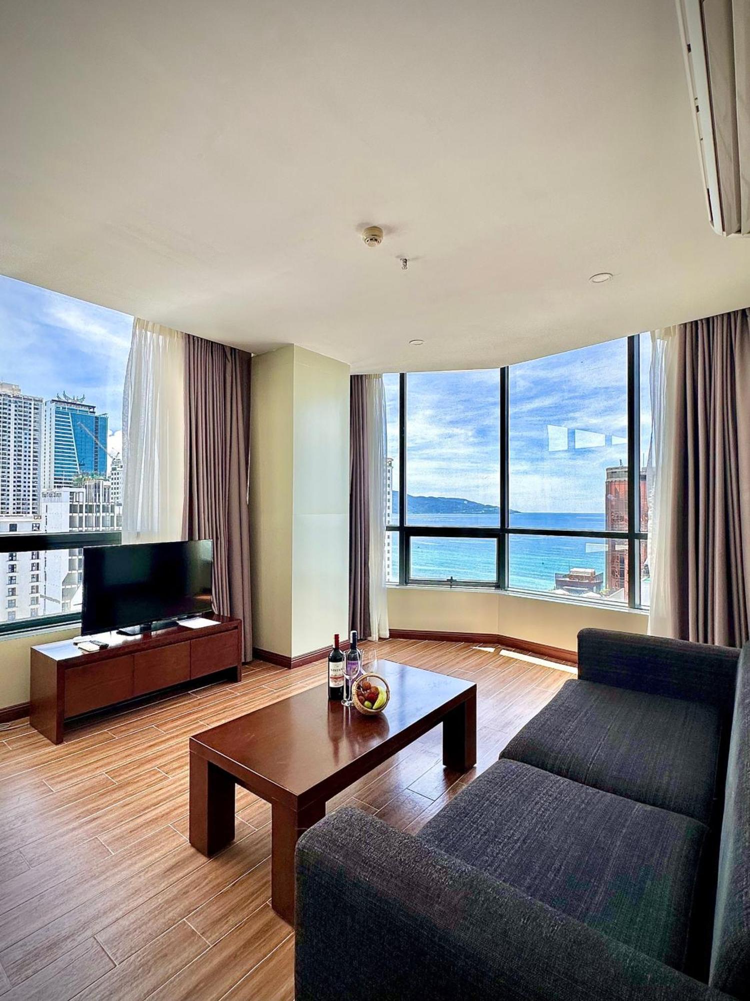 Avatar Hotel Da Nang Exterior photo